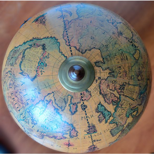 Földgömb barna asztali Plutone rulett készlettel (a gömb teteje oldalra nyitható) Ø 40  cm
